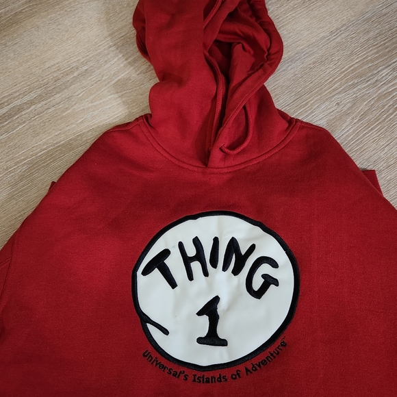 Universal Studios Dr. Seuss Thing 1 Red SweatShirt Hoodie  Unisex Size Medium - Picture 6 of 6
